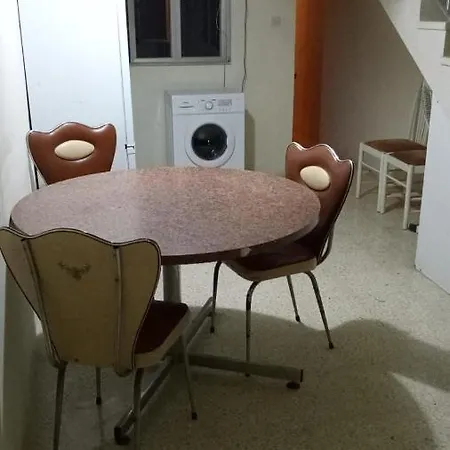 Bugibba Front Butts Inn 2 بيت ضيافة *