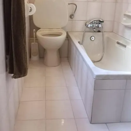 Bugibba Front Butts Inn 2 خليج سانت بول