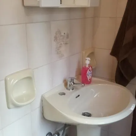 بيت ضيافة Bugibba Front Butts Inn 2